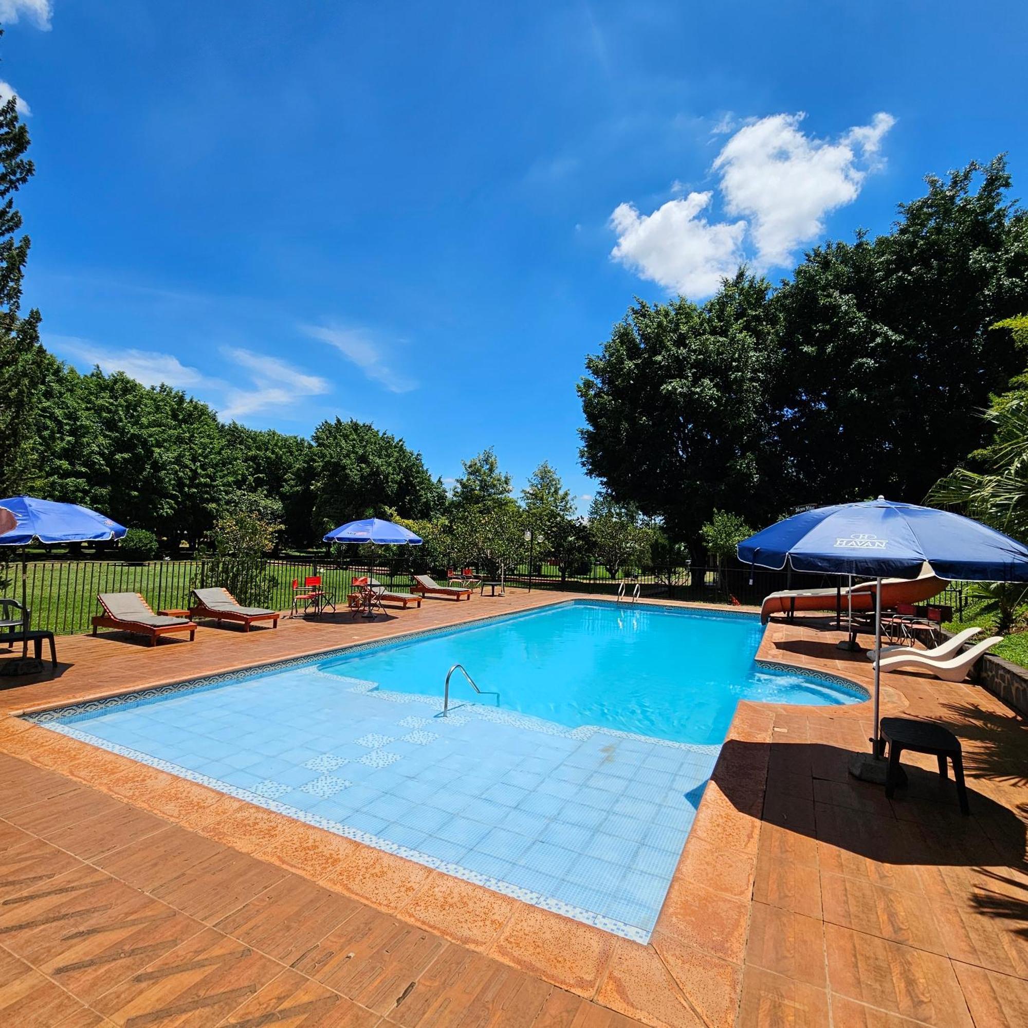 Cabanas El Refugio Del Mensu Porto Iguaçu Exterior foto