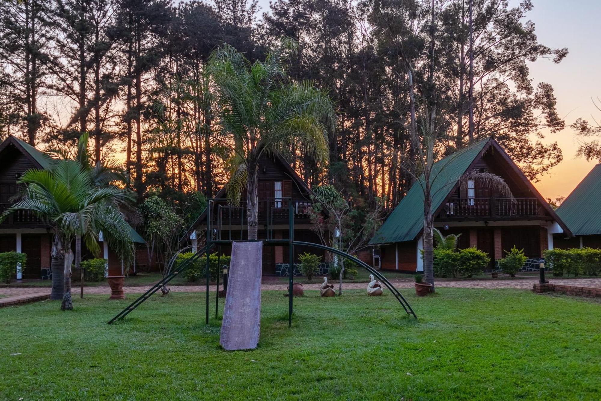 Cabanas El Refugio Del Mensu Porto Iguaçu Exterior foto