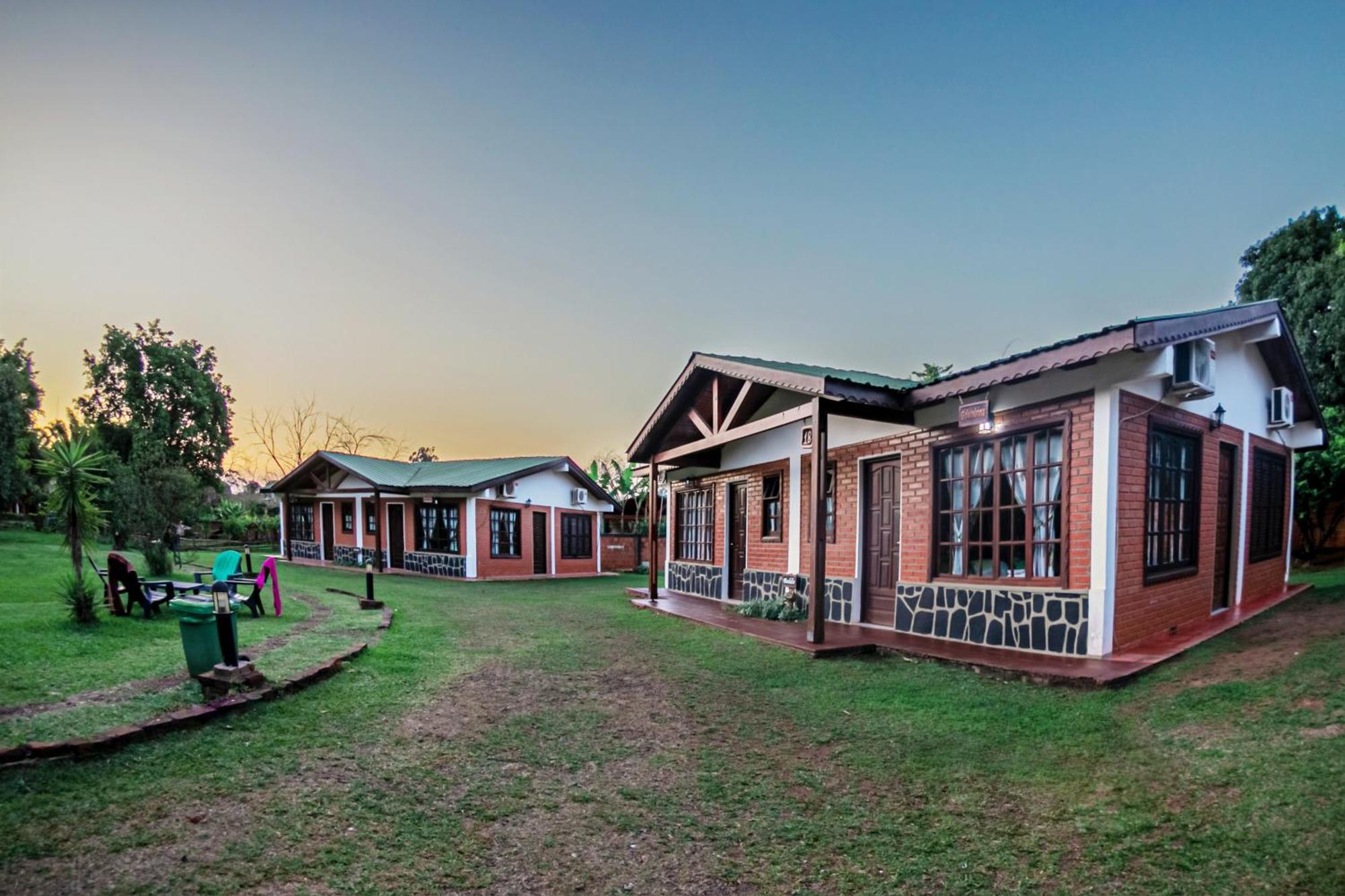 Cabanas El Refugio Del Mensu Porto Iguaçu Exterior foto